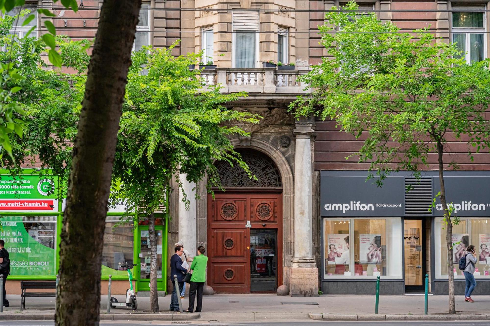 Luxurious Prestige Apartment On The St Stephen Road ブダペスト エクステリア 写真